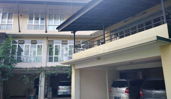 Dijual Rumah Mewah Lokasi Sangat Strategis Dan Dilengkapi Berbagai Fasilitas di Lebak Bulus, Jakarta Selatan 1