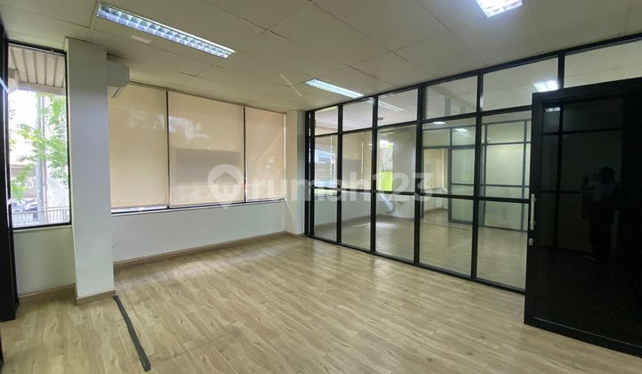 FOR RENT OFFICE/BUSINESS SPACE ON WOLTER MONGINSIDI 2