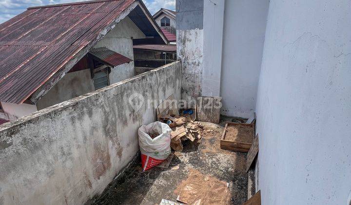 RUKO STRATEGIS UNTUK USAHA DI LOKASI PADAT PENDUDUK 2