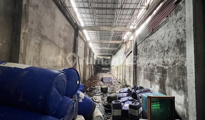 ROADFRONT SHOPHOUSE SUITABLE FOR ALL BUSINESSES 2