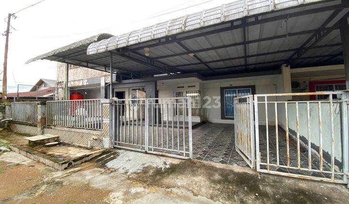 Rumah Jln Karya Baru Komp. Puri Garden Dijual / Disewa. 1