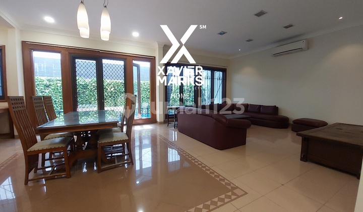 Rumah Sewa Pondok Indah Depan Taman