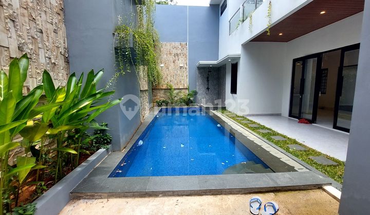 Siap Huni Radio Dalam Kebayoran Baru 2