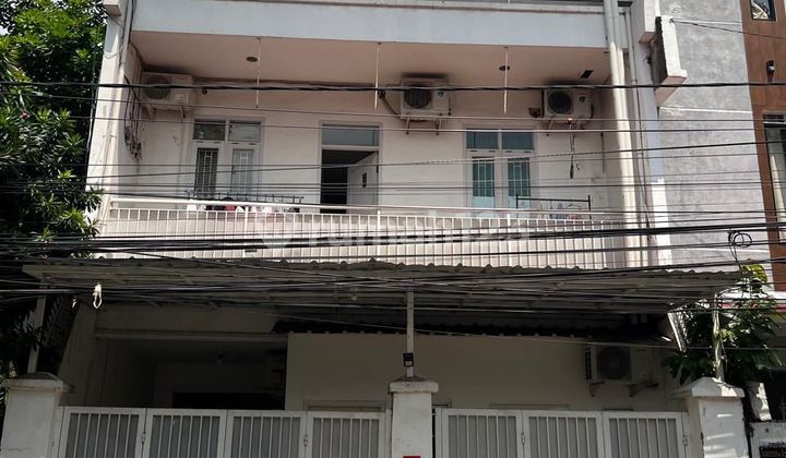 Rumah Kos Kemang Jakarta Selatan