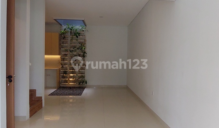 Rumah Baru 2 Lantai Siap Huni 2