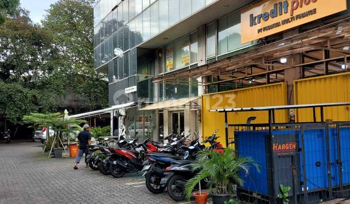 Ruko Gandeng Lokasi Strategis Ruko Gandeng Lokasi Strategis