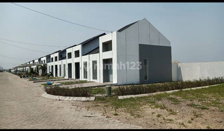 RUMAH THE CEMANDI (HOEK) BARU GRESS, SHGB A/N PEMILIK 2