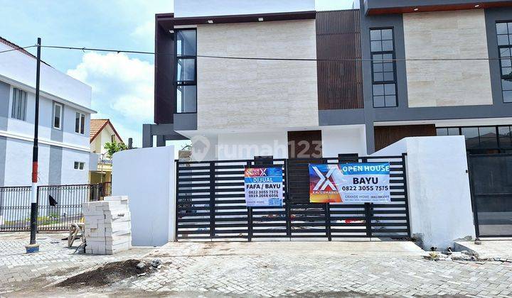 Dijual Rumah 2 Lantai  Baru Hoek Rumah Shm 2 Lantai Baru 1