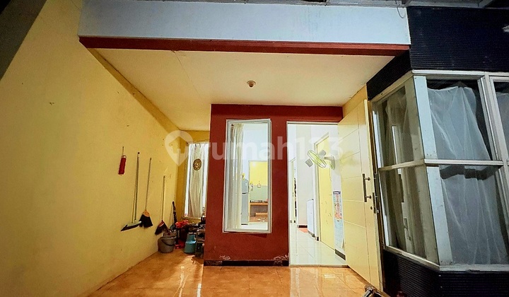 For sale. Ladiva Green Hill Well-maintained & Ready to occupy HGB House at Indomaret Raya Menganti Pasar Desa Menganti, Jl. Raya Menganti, Menganti, Menganti, Gresik, East Java, Indonesia, 61174, Menganti Bagus 2