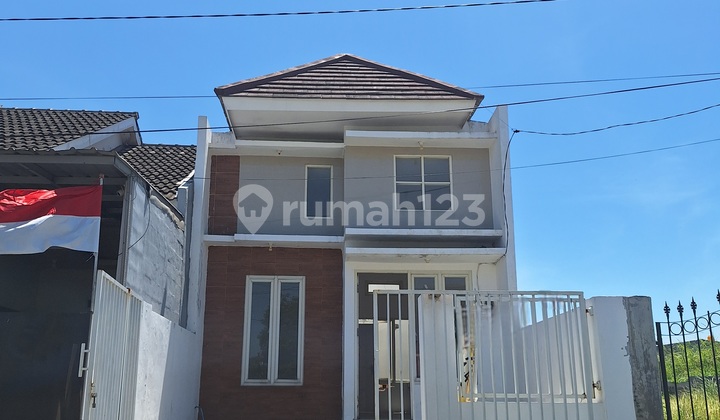 Jual.raya Modern.gunung.anyar Rumah SHM di Jl. Raya Modern No.63A, Gunung Anyar Tambak, Gunung Anyar, Kota Surabaya, Jawa Timur, Indonesia, 60294, Rungkut 2