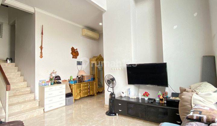 Rumah 3 Lantai Bagus SHM di Jalan Jati Padang V, Jakarta Selatan 2