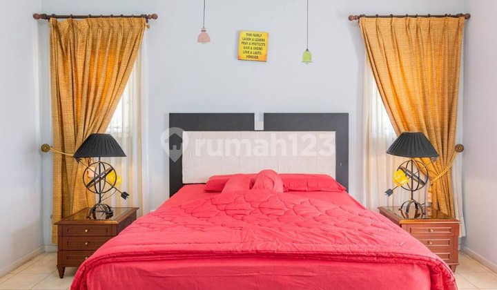 Jual Villa siap huni di Puncak, 5 KT, Private pool Jual Villa siap huni di Puncak, 5 KT, Private pool