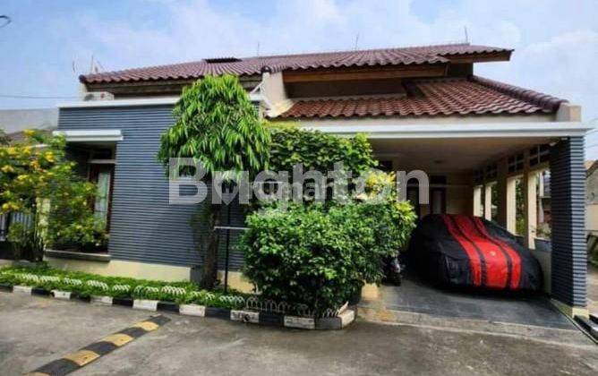 Rumah cantik di Jatibening , lokasi super strategis 1