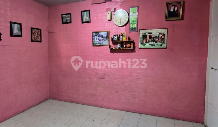 Rumah Strategis Depan Sekolah Sma Negri di Duren Sawit Dalam Perumnas Klender 2