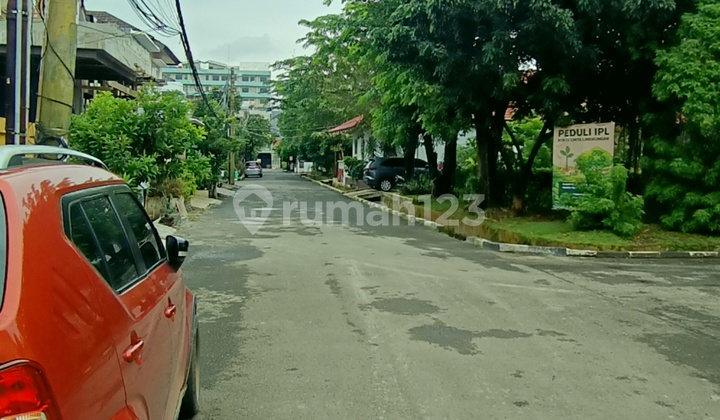 Rumah Cantik Lokasi Premium di Kota Bekasi 2