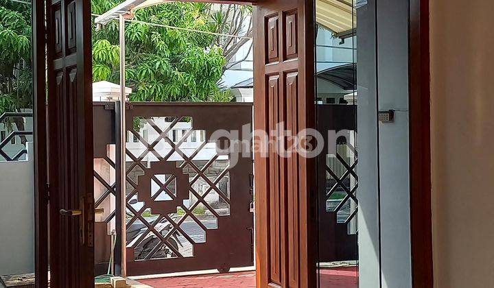 RUMAH 2 LANTAI STRATEGIS DI SIMPANG DARMO PERMAI UTARA 2