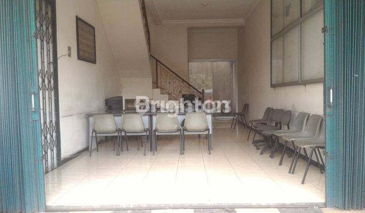 DISEWAKAN ATAU DIJUAL RUKO 2 LANTAI STRATEGIS DI PERSIMPANGAN TE AN MADIUN 2