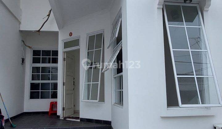 Jenny Tomang (1)- Rumah Baru 3 Lantai, Best Location 2