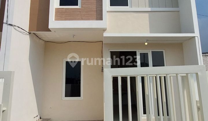 Rumah Gunung Anyar Tambak 2 Lantai 