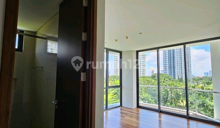 The Rosebay View Golf & Pool Di Graha Famili Surabaya Barat 2