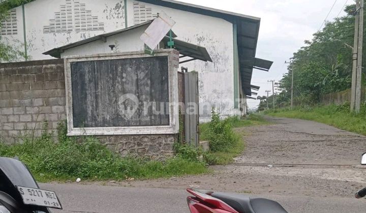 Hot. Land + Warehouse in Ngoro, Mojokerto. Hot. Land + Warehouse in Ngoro, Mojokerto.