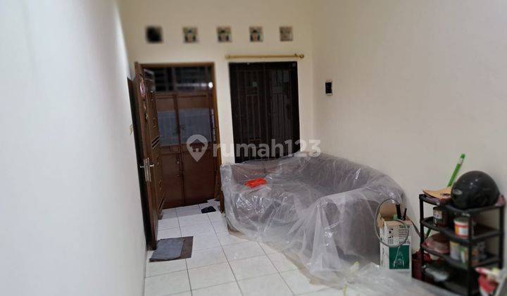 Rumah 4 Lantai di Kerajinan Dekat Gajah Mada 1