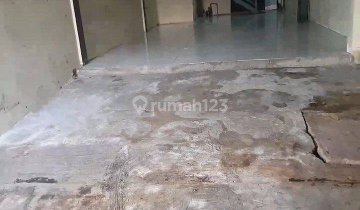 Disewakan Ruko 2 Lantai Siap Pakai di Kemayoran 2