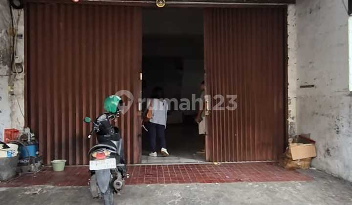 Ruko 3,5 Lantai Krekot - Strategis Dekat Pasar Baru, Cocok Untuk Kanor dan Gudang Online Ruko 3,5 Lantai Krekot - Strategis Dekat Pasar Baru, Cocok Untuk Kanor dan Gudang Online