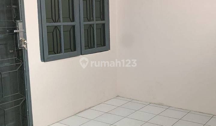 Rumah 2 Lantai di Tanjung Duren Dekat Mall Akses Motor 2