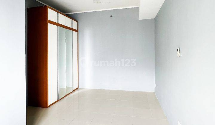 Apartemen Season City Lantai 30 Semi Furnished View Kolam Renang 2