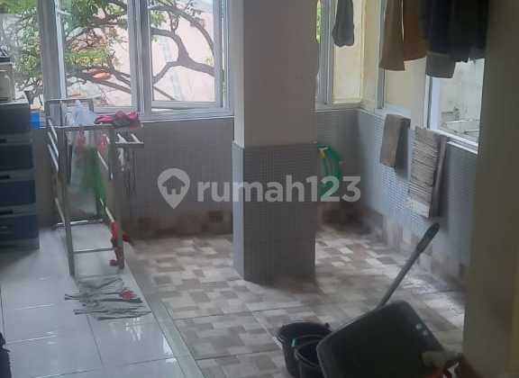Dijual Rumah 4 Lantai Posisi Hook di Jembatan 5 Hadap Timur Selatan 2