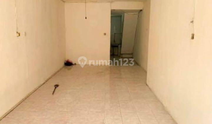 Rumah 2 Lantai di Kebon Kacang 5 Kamar Tidur 2