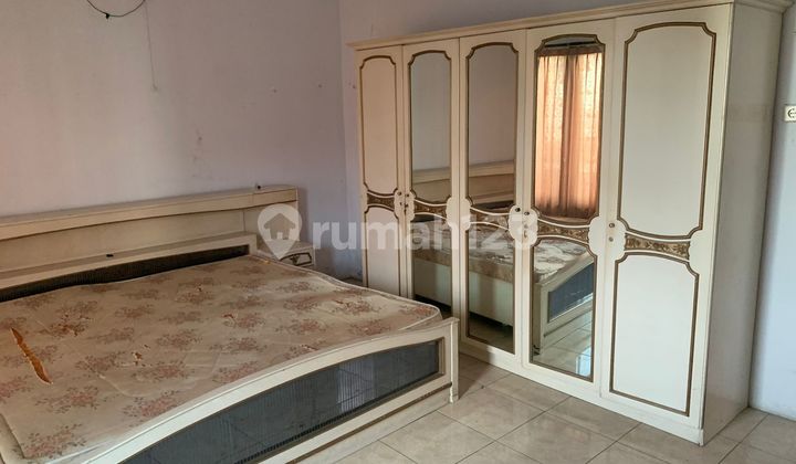 Disewakan Rumah Tinggal 3 Lantai di Jelambar - Nyaman Untuk Keluarga Disewakan Rumah Tinggal 3 Lantai di Jelambar - Nyaman Untuk Keluarga