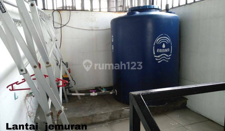 Rumah 3.5 Lantai Tanjung Duren Carport 1 Mobil Rapih Siap Huni 2