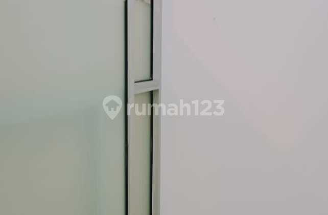 Kios di Pusat Bisnis New Harco Glodok SHM