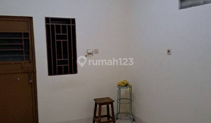 Rumah 4 Lantai di Kerajinan Dekat Gajah Mada 2