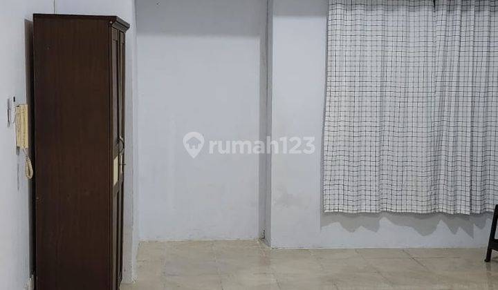 Apartemen Studio Season City Semi Furnished Lantai 29 2