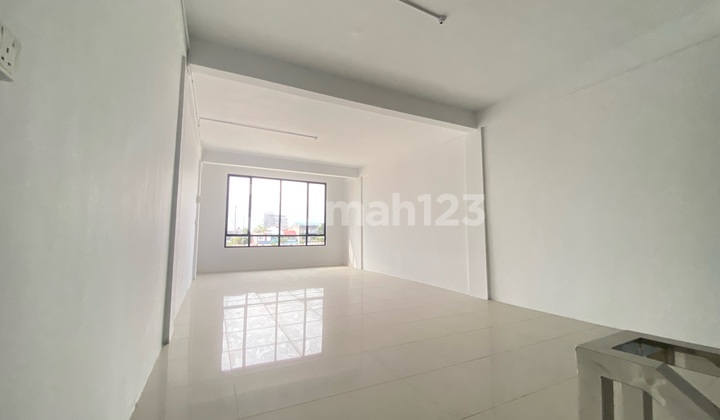 Ruko Usaha Opera 3 di Mitra 2 Full Keramik dan Teralis