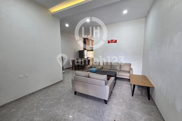 Rumah 4 Kamar Tidur Beverly Green di Batam Centre 2