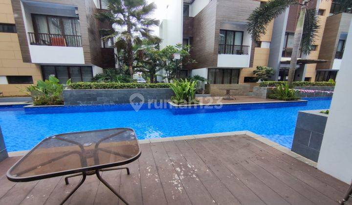 Hadap Pool 3 Br Cluster Asatti Garden House Vanya Park Bsd City 2