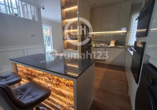 Rumah 2 Lantai Full Renovasi Villa Panbil Muka Kuning 2