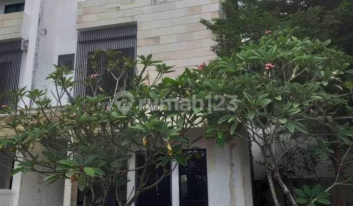 Rumah 3 Lantai The Central Sukajadi Dekat Ksquare Mall 2
