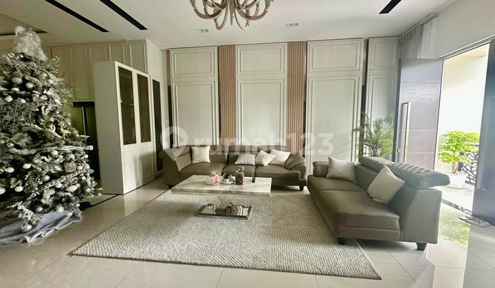 Rumah 2½ Lantai Di Golf Island Cluster Symphony.