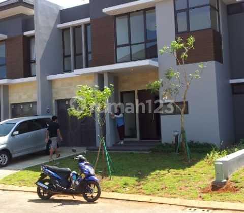 For Sale: House in The Icon BSD, Size 10x20m² For Sale: House in The Icon BSD, Size 10x20m²