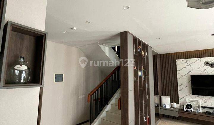 Rumah 3 Lantai Furnish Di Perumahan Zora Bsd City. 2