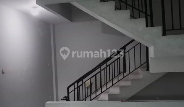 Dijual Cepat Ruko Toho Pik 5 Lantai.