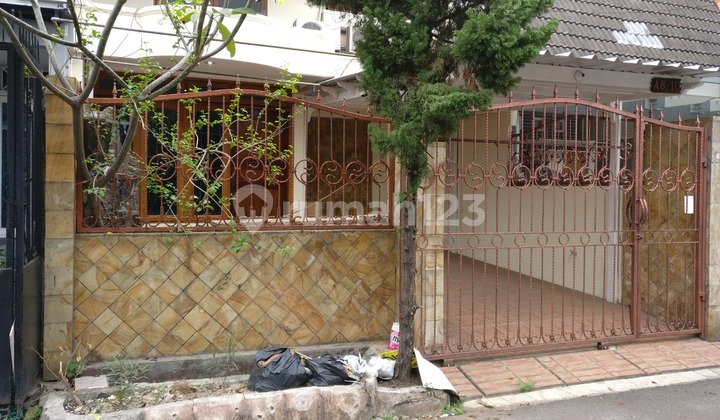 Dijual Rumah di Kebon Jeruk Baru, Jakarta Barat.
