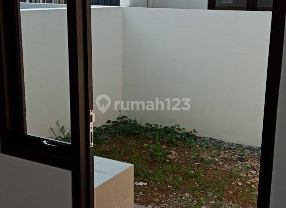 *dijual* Rumah Siap Huni Di Citra Raya Cluter Verrnanzza Villagio, Cikupa Tangerang 2