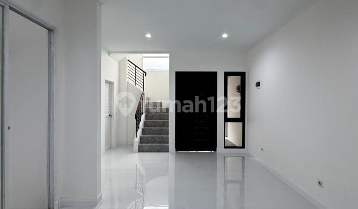 Dijual Rumah 2 Lantai di The Icon Cluster Cosmo, BSD. 2