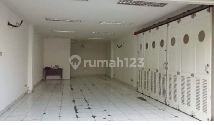 Quick Sale of Adjacent Shophouses on Jl. Bangka 2, South Jakarta. 2